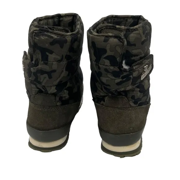 Rubber Duck Green Camouflage Snow Boots Size 11 Toddler