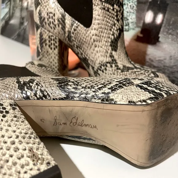 Sam Edelman Abella Platform Chelsea Style Python Snakeskin Boots