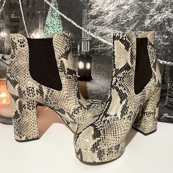 Sam Edelman Abella Platform Chelsea Style Python Snakeskin Boots