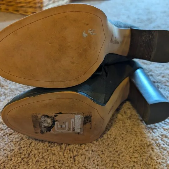 Sam Edelman Gray Suede Reyes Boot size 9
