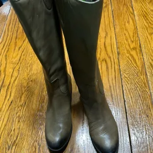 Sam Edelman Penny leather riding boots.  Color is greenish:gray. Size 7.5.