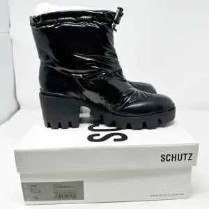 SCHUTZ Roseanne Black Rounded Toe Chunky Lug Sole Boots NWT in Size 7.5