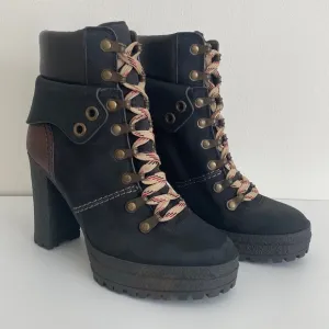 See by Chloe Eileen Heel Boots Sz 5 US/35 EU
