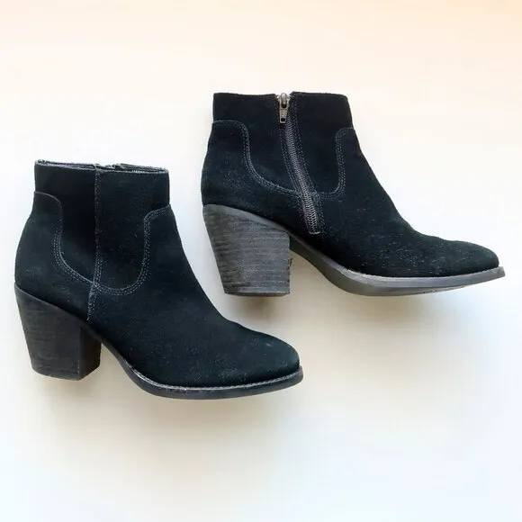 Seychelles Black Suede Leather Round Toe Block Heel Ankle Boots / Booties 7.5