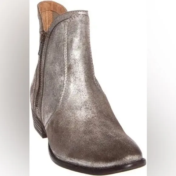 Seychelles for Anthropologie | Women’s silver distressed Lucky Penny ankle boots