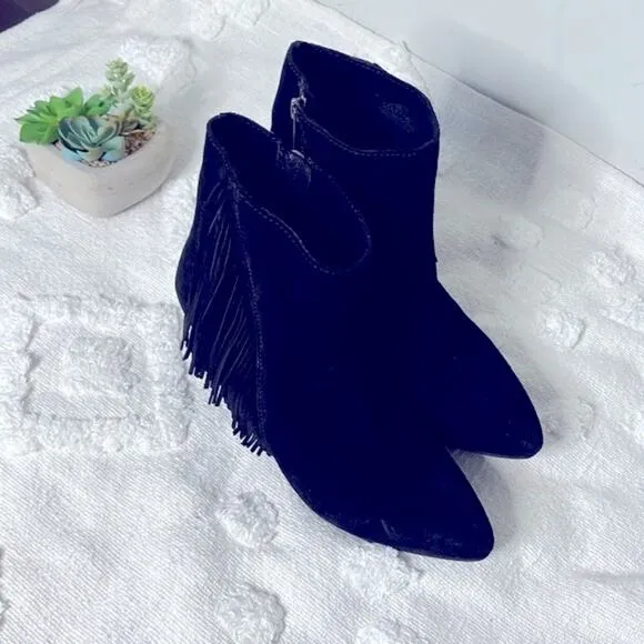 Seychelles Weekender By Anthropologie Black Suede Fringe Ankle Boots Size 9