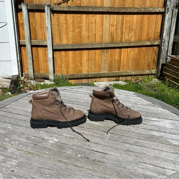 Seychelles Women's Brown Lace-Up Leather Platform Boots size 9