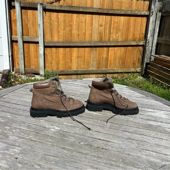 Seychelles Women's Brown Lace-Up Leather Platform Boots size 9