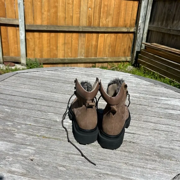 Seychelles Women's Brown Lace-Up Leather Platform Boots size 9