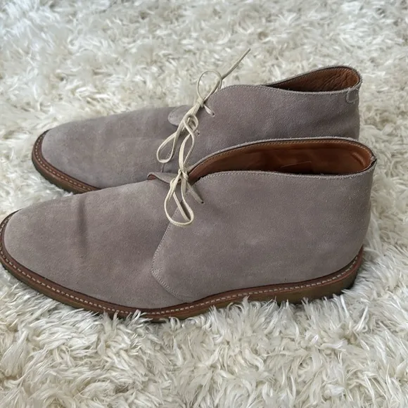 Sid Mashburn Suede Chukka