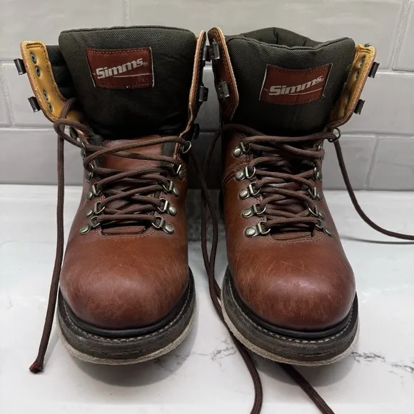 Simms Freestone Boots Mens Sz 9 Brown Leather Fly Fishing Felt Sole Wading Boots