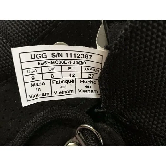 size 9 UGG‎ CA805 Hiker Weather Boots - 1112367