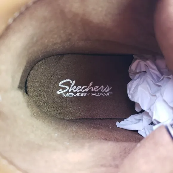 Skechers Pond Sherpa Snuggle Womens Size 6 Natural Waterproof Duck Boots