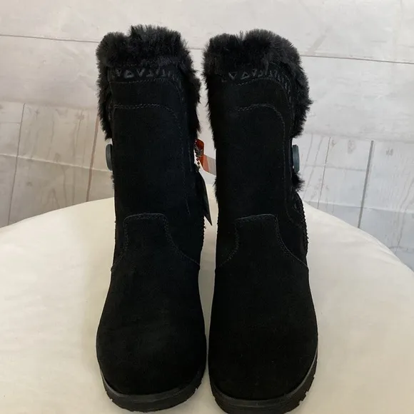 Skechers Size 5 Keepsakes Wedge-cozi Peak Black Suede Boots