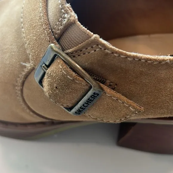 Sketchers - 9.5, “somethin’ else” block heel chunky boots
