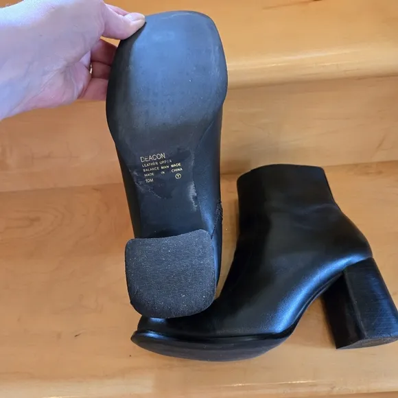 Sleek Black Woman's Ankle Boots with Chunky Heel, Size 10