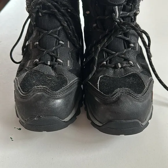 Snow black boots Norti V 8 size 8.5. Waterproof