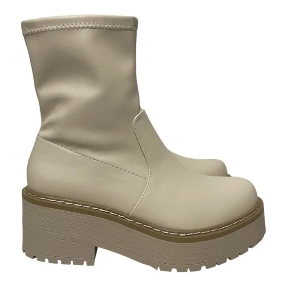 Soda - Chelsea Boots Casual Lug Sole Platform Chunky Heel Ankle Booties - Size 9