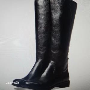 Sofft &quot;Sharnell II&quot; Black Leather boots. NIB. Size 6