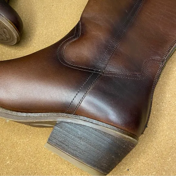 Soft Womens Astoria Back Zip Burnish Leather Western Riding Boots Size 6.5