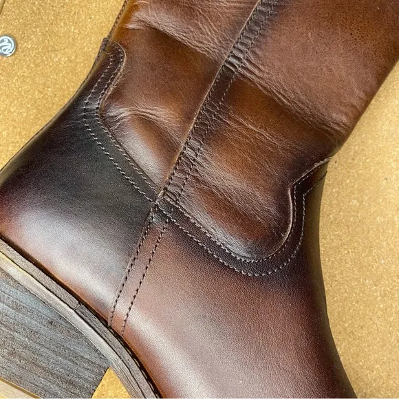 Soft Womens Astoria Back Zip Burnish Leather Western Riding Boots Size 6.5