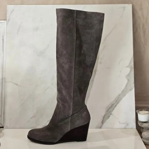 SOLE SOCIETY Gray Suede Knee-High Wedge Boots Size 10
