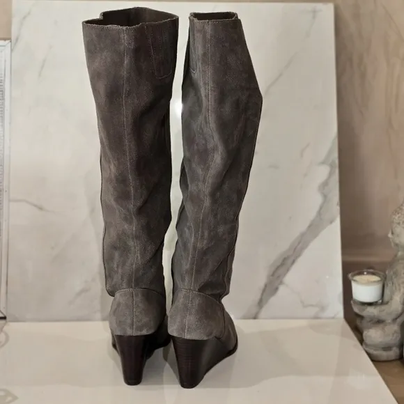 SOLE SOCIETY Gray Suede Knee-High Wedge Boots Size 10