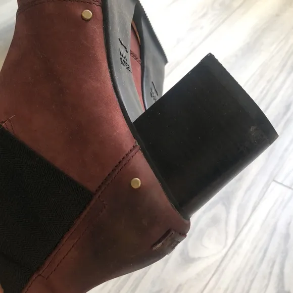 Sorel Addington Chunky Heel Booties