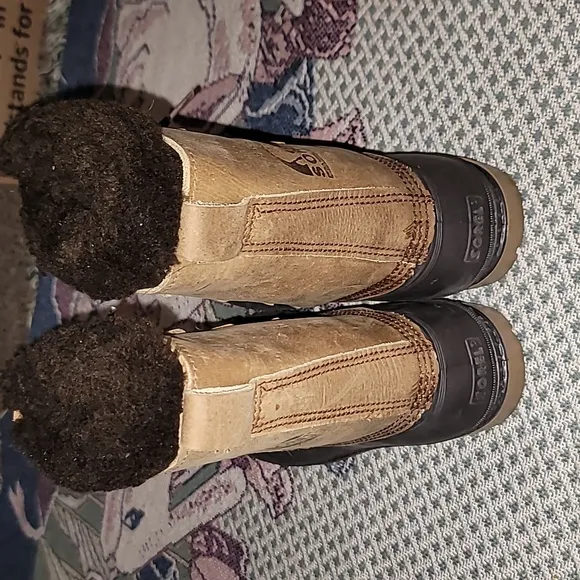 Sorel Badger Boots lined lace up brown logo snow boot