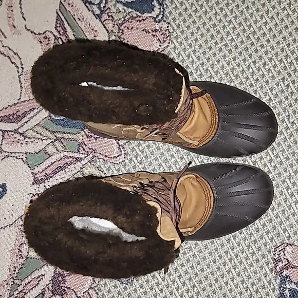 Sorel Badger Boots lined lace up brown logo snow boot