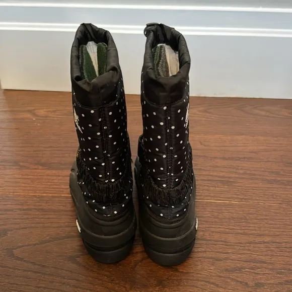 Sorel Black and White Snow Boots Size 2