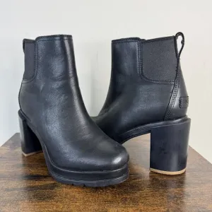 SOREL Blake Waterproof Chelsea Boots Size 6.5 Black Block Heel EUC
