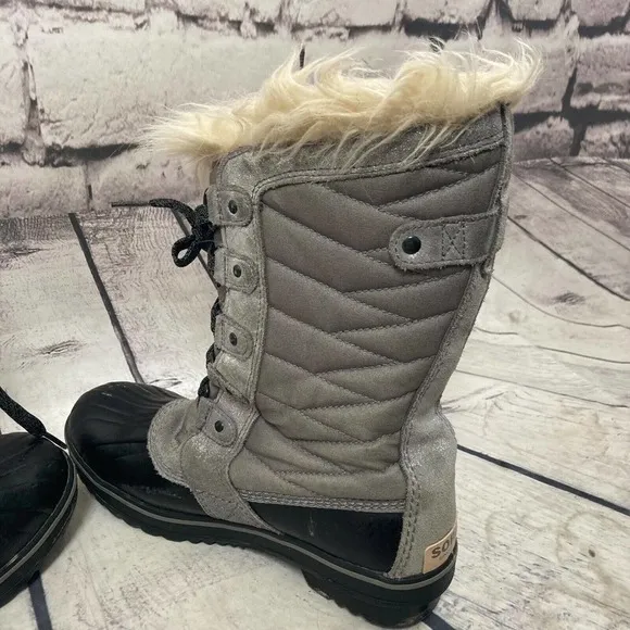 Sorel Boots Size US 4 EUR 35 Tofino II Insulated Waterproof Snow Gray‎ Black