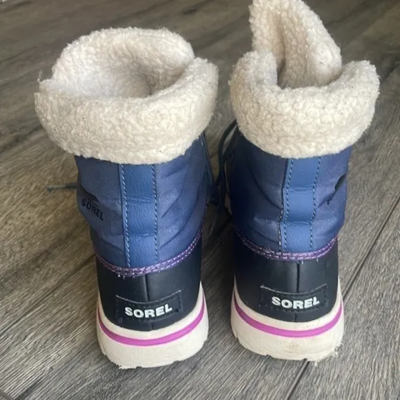 Sorel boots Women's explorer carnival boot size 9.5 Blue boots
