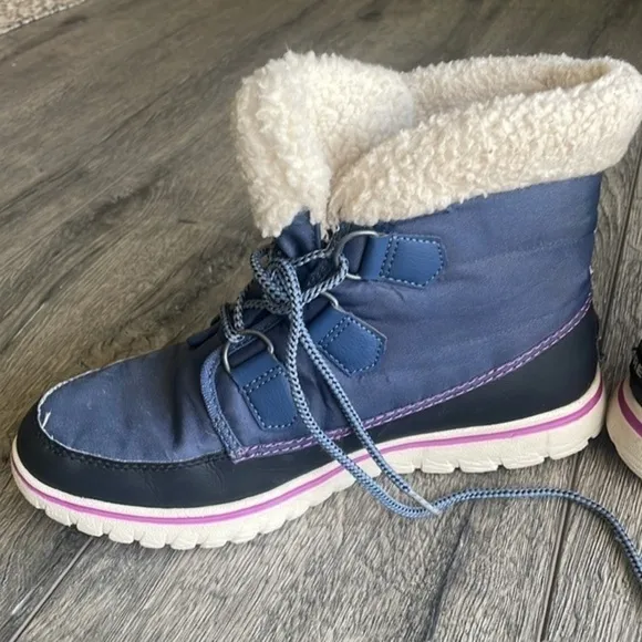 Sorel boots Women's explorer carnival boot size 9.5 Blue boots