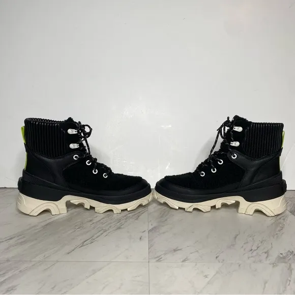 Sorel Brex Black Cozy Lace Up Chunky Sole Boot 8