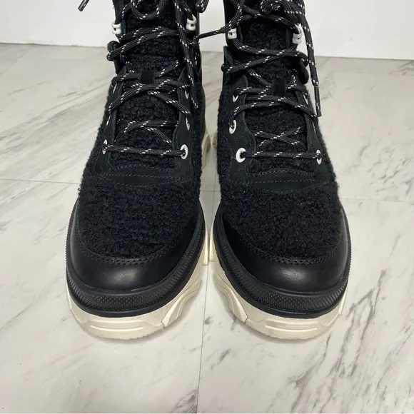 Sorel Brex Black Cozy Lace Up Chunky Sole Boot 8