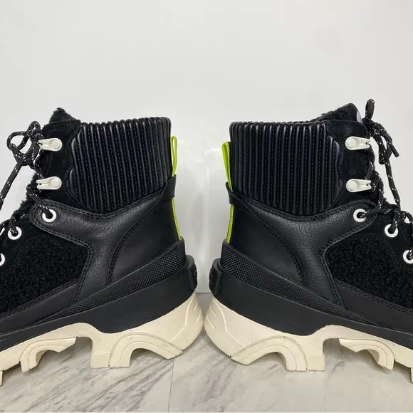 Sorel Brex Black Cozy Lace Up Chunky Sole Boot 8