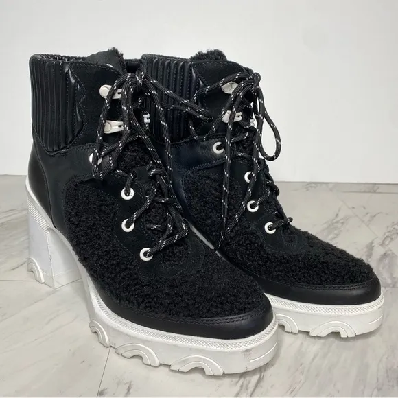 Sorel Brex Cozy Lace Up Heeled Boot 10 1/2