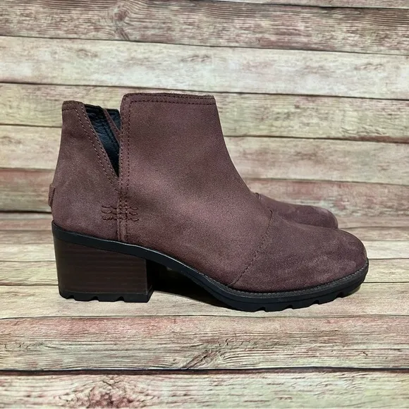 Sorel Brown Suede Cate Cut out Ankle Boots