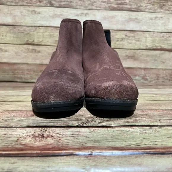 Sorel Brown Suede Cate Cut out Ankle Boots