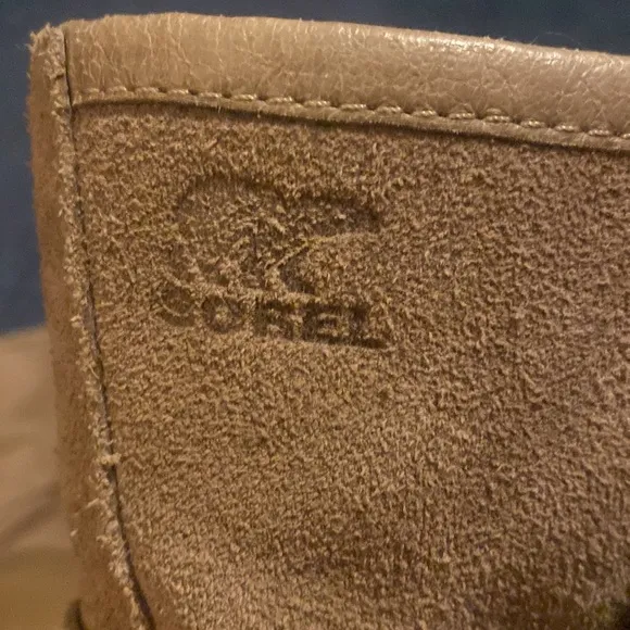 Sorel buckle boots