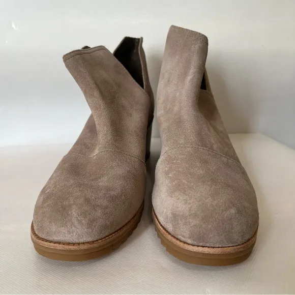 Sorel Cate Cut Out Chelsea Suede Leather Heeled Ankle Boots