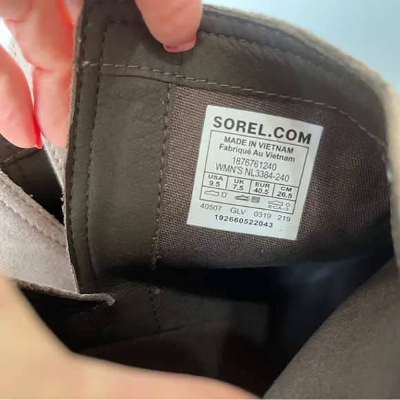 Sorel Cate Cut Out Chelsea Suede Leather Heeled Ankle Boots