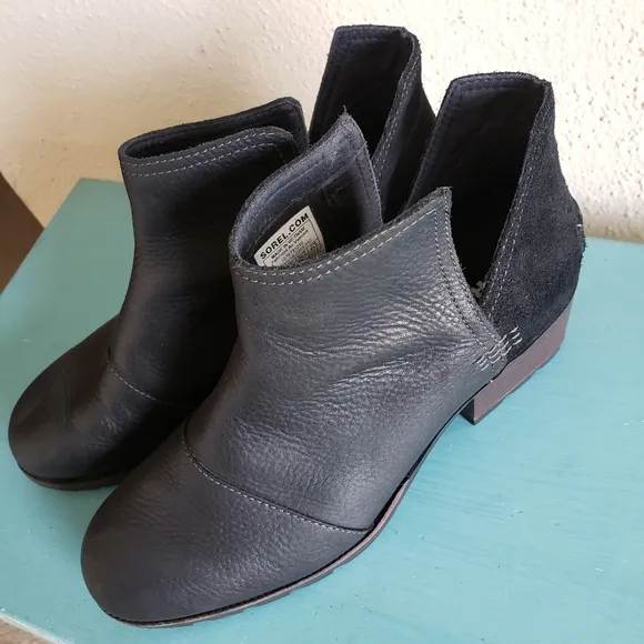 Sorel Cate Cutout Boots Black Leather Suede Waterproof Bootie 8.5