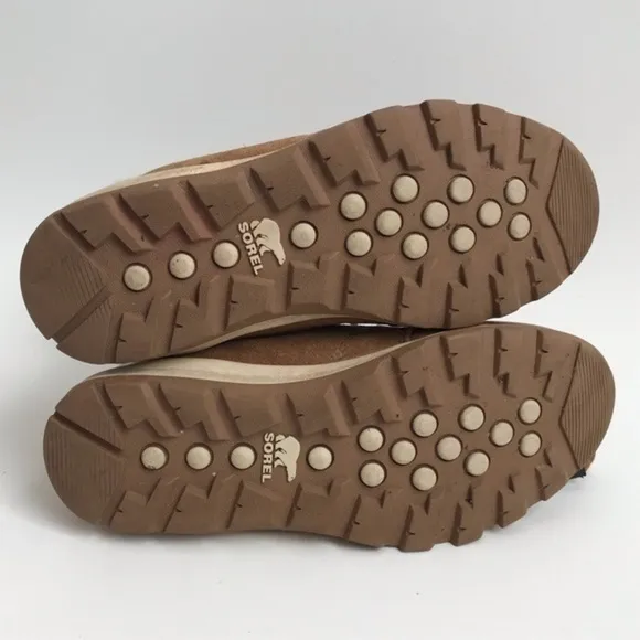 Sorel Childrens Whitney Suede Leather Boots size 4