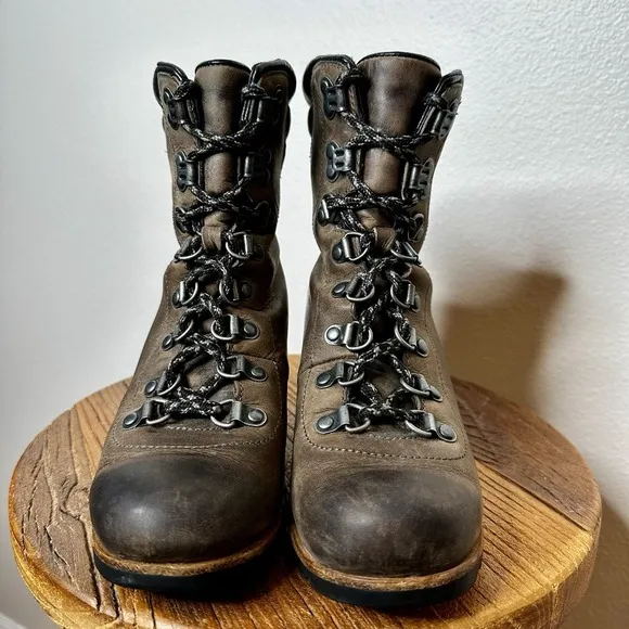 Sorel Conquest Waterproof Hiker‎ Wedge Lace Up Leather Boot Quarry / Black 6.5