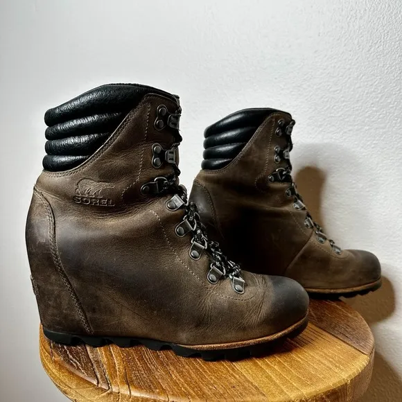 Sorel Conquest Waterproof Hiker‎ Wedge Lace Up Leather Boot Quarry / Black 6.5
