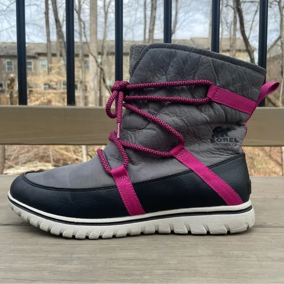 Sorel Cozy Explorer Gray and Pink Insulated Waterproof Boots size 10.5