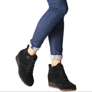 Sorel Evie Sport Lace Up Black Suede Size 6